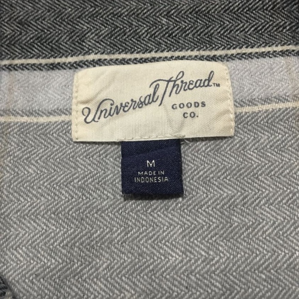 Universal Thread Flannel - Picture 3 of 4